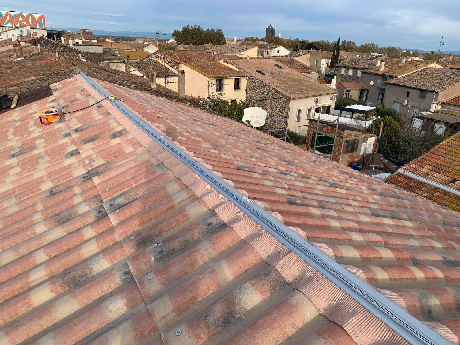 Réfection de toiture complète à Agde : sécurité, durabilité et étanchéité garanties