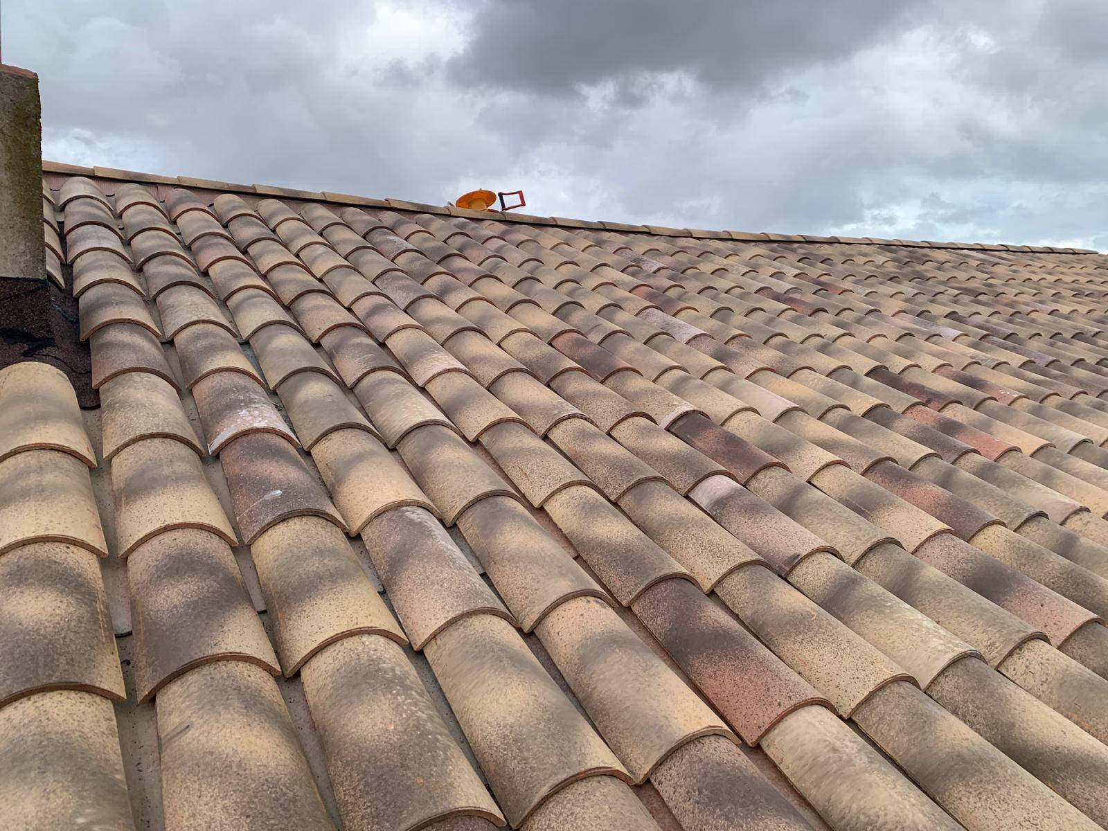 Réfection de toiture complète à Agde : sécurité, durabilité et étanchéité garanties