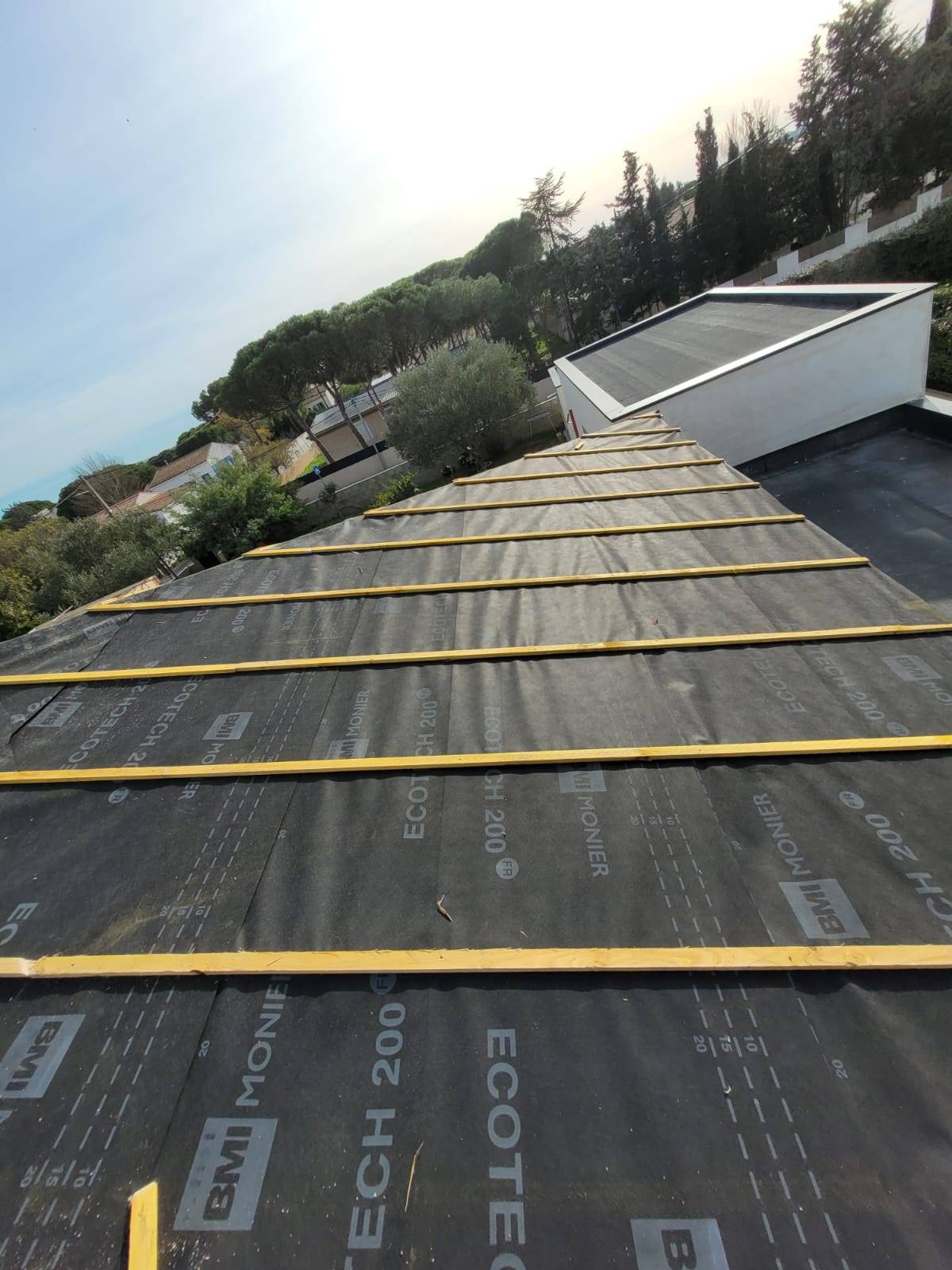 Charpentier couvreur à Vias – Intervention sur maisons individuelles