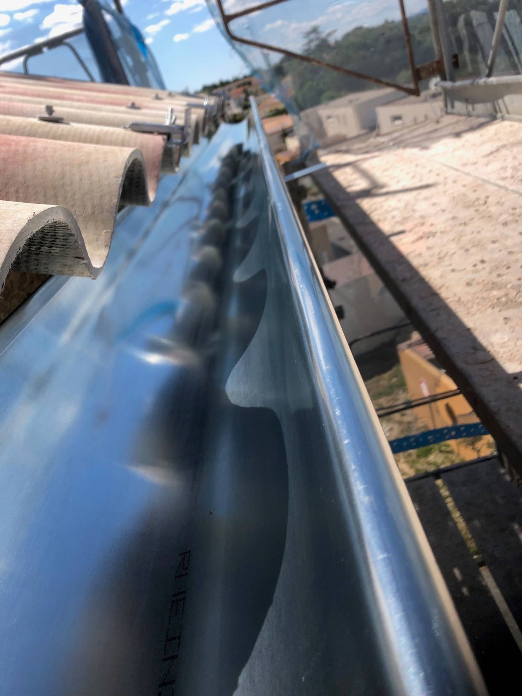 Chantier de désamiantage et réfection de toiture à Béziers