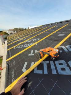 Charpentier couvreur à Vias – Intervention sur maisons individuelles